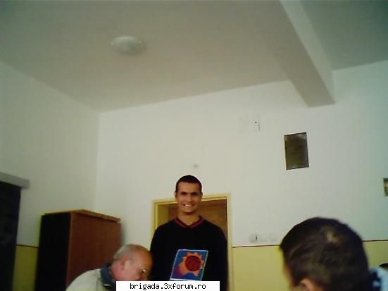 GALERIE POZE COLEGI, BRIGADA..... - > NEGRU LA FRANK.... < "fmm chiriloave !!! te - GaLeRiE pOzE