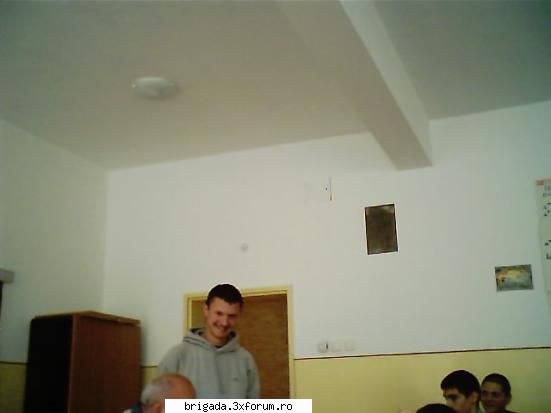 GALERIE POZE COLEGI, BRIGADA..... - > ADI LA FRANK < Incerc sa ma abtin de chirilov - GaLeRiE pOzE