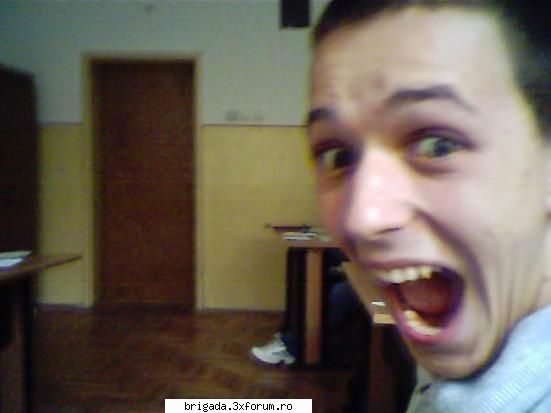 GALERIE POZE COLEGI, BRIGADA..... - > ALCOOL < vroia sa ma muste - GaLeRiE pOzE